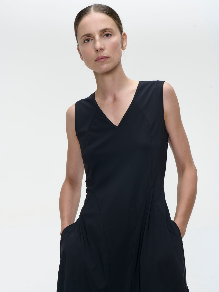 Ria WS stretch technical jersey dress | Black