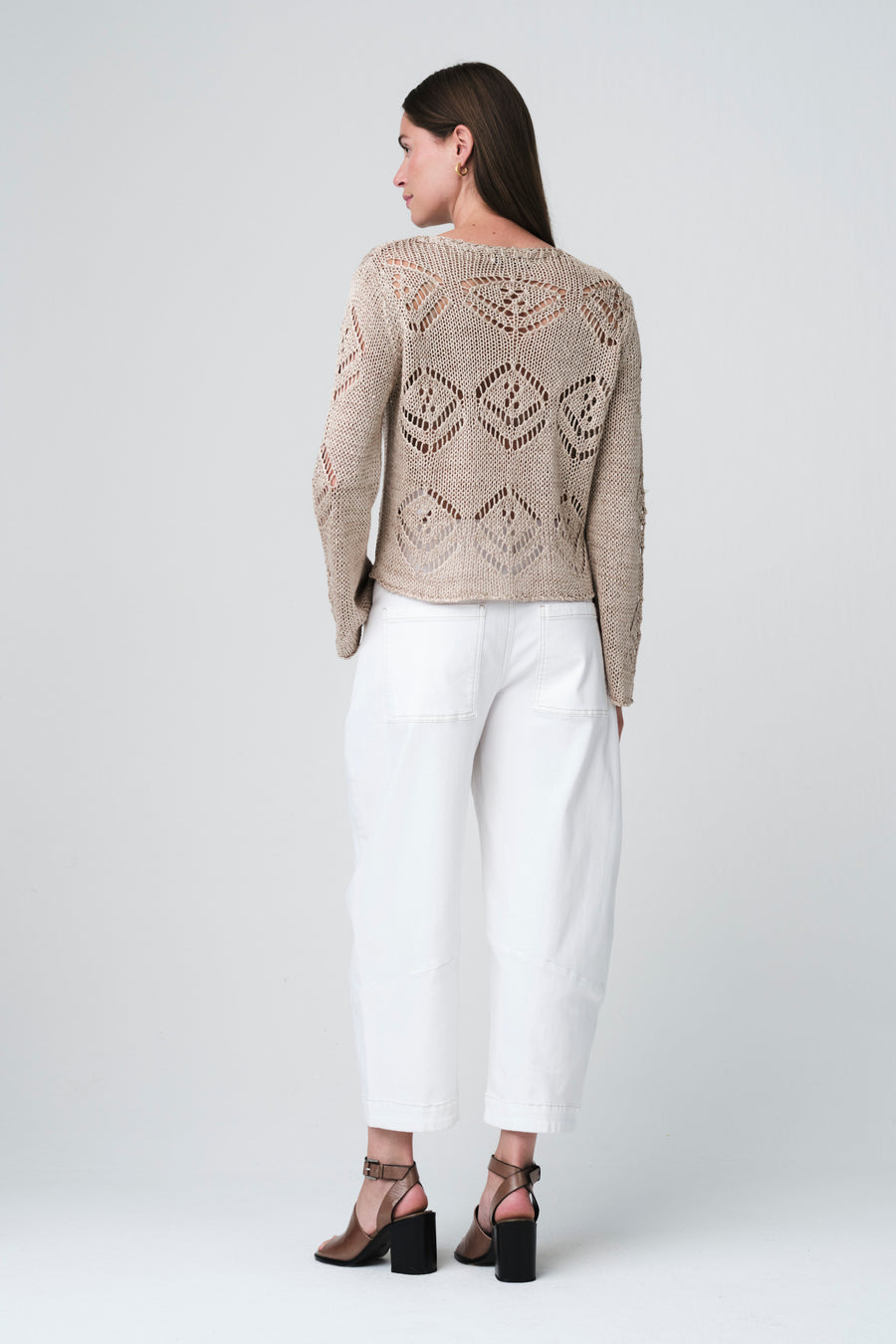 Sequined hole pullover E25053