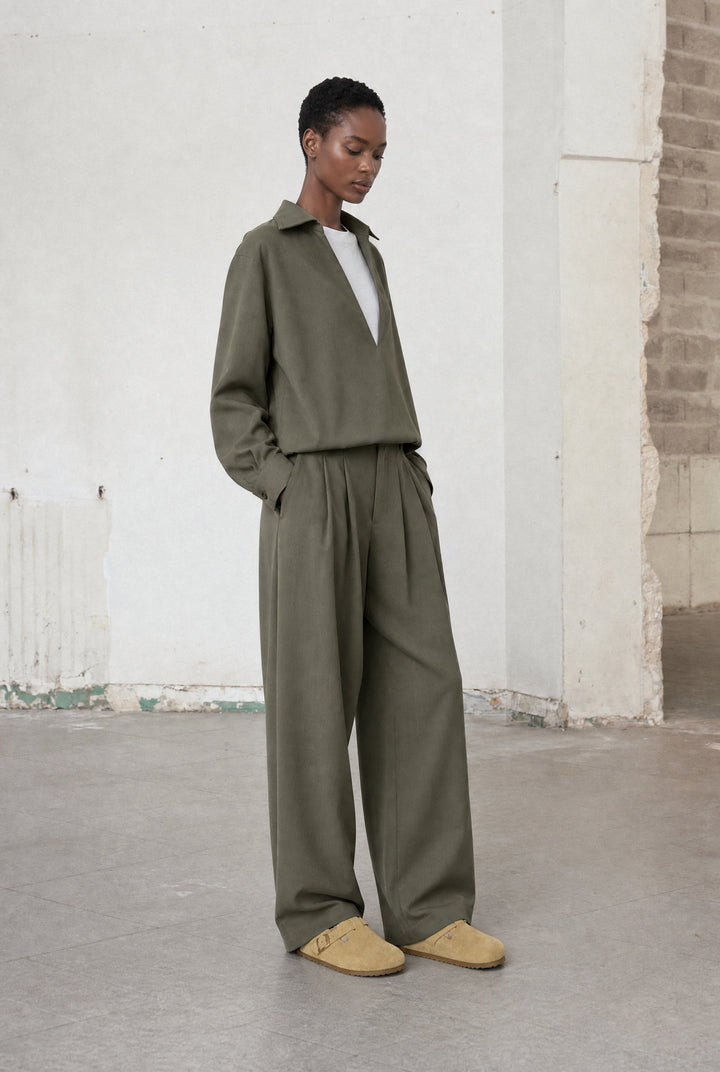 Sloan viscose pleated pants