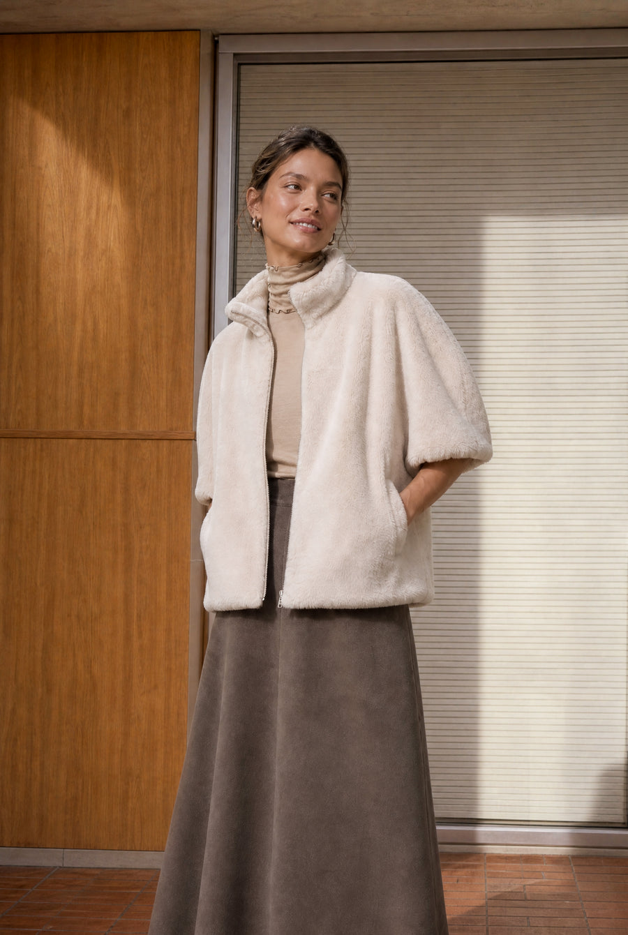 Faux fur Vest MKR 42064