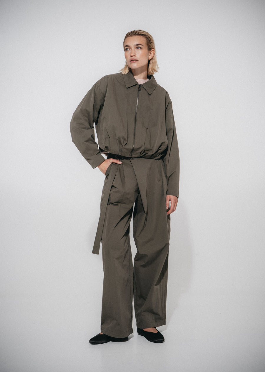 Fuel cotton pleated pants