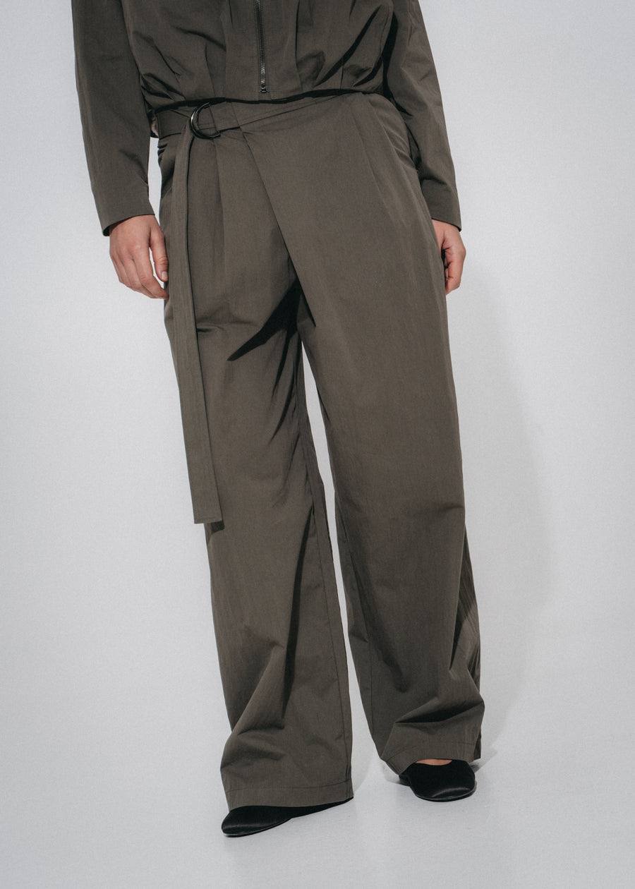 Fuel cotton pleated pants