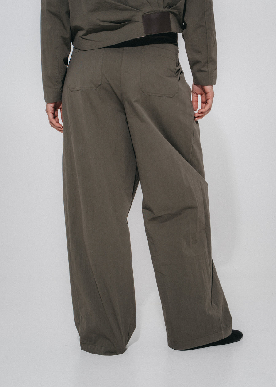Fuel cotton pleated pants