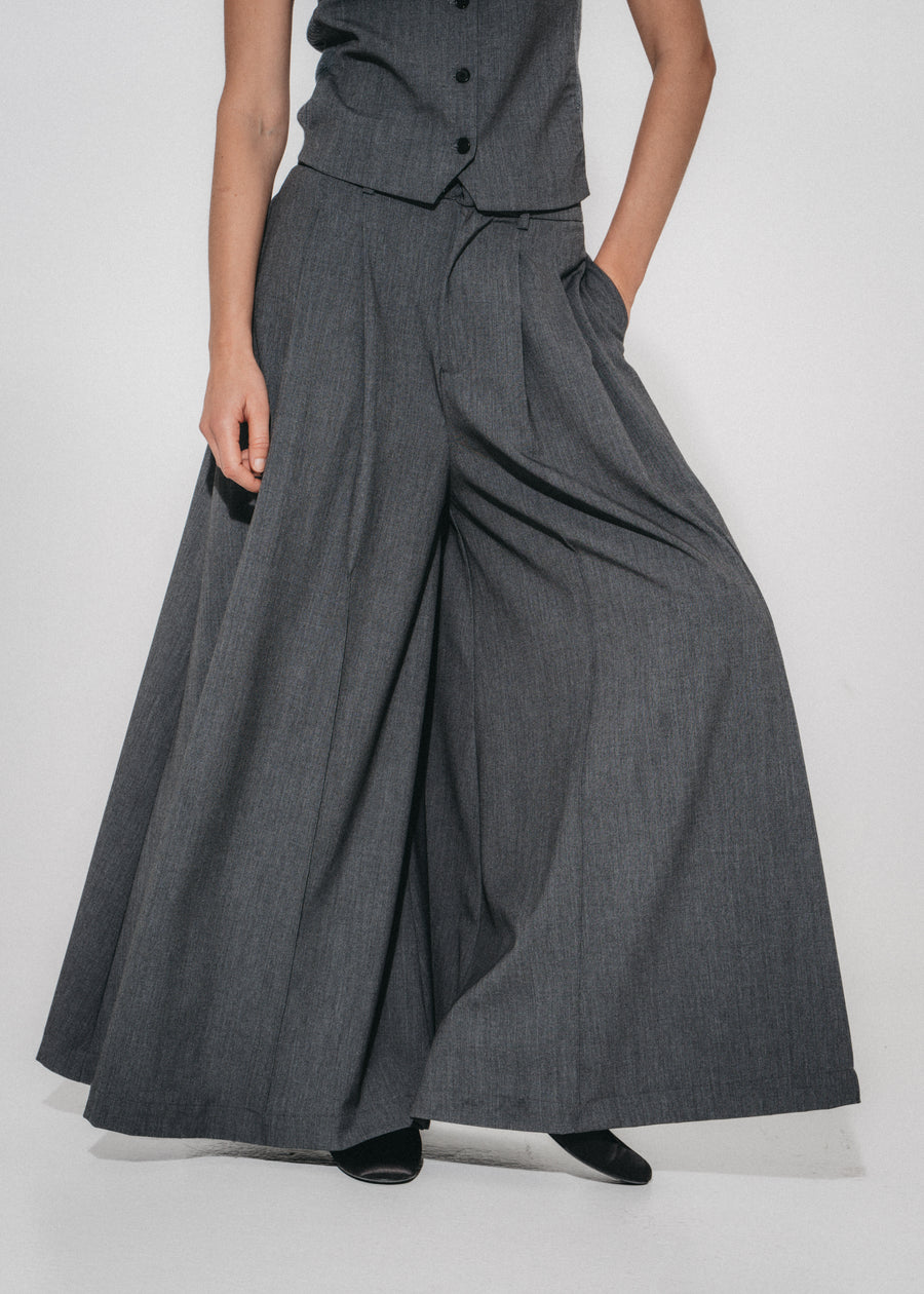 Coco pleated viscose pants