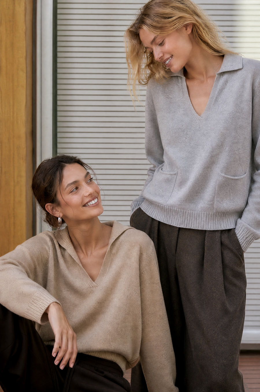 V-neck dyed viscose pullover NB2310